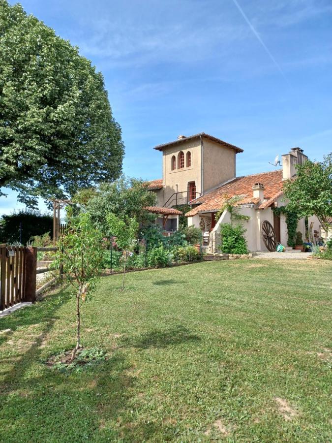 La Grange Terrou Konuk evi Saint-Germain-de-Confolens Dış mekan fotoğraf